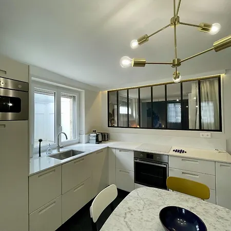 Parisian L Montorgueil Apartment